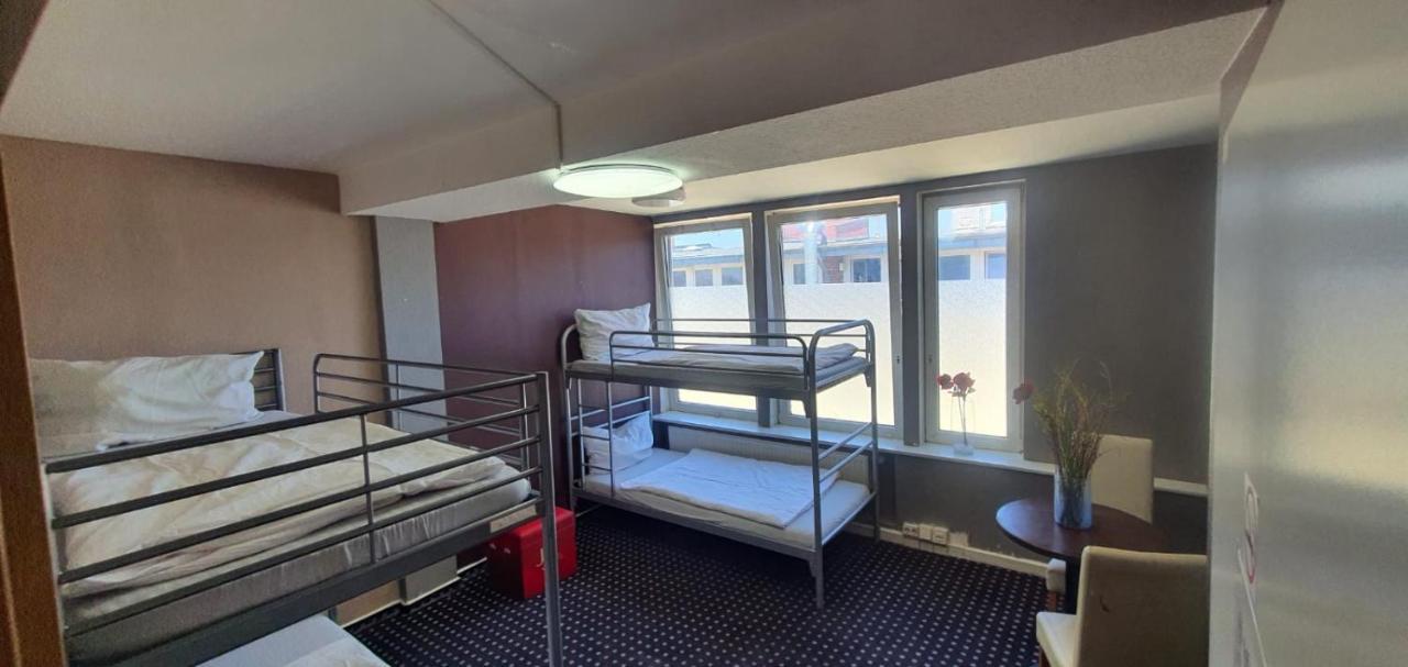 Isas Hostel Berlin Extérieur photo