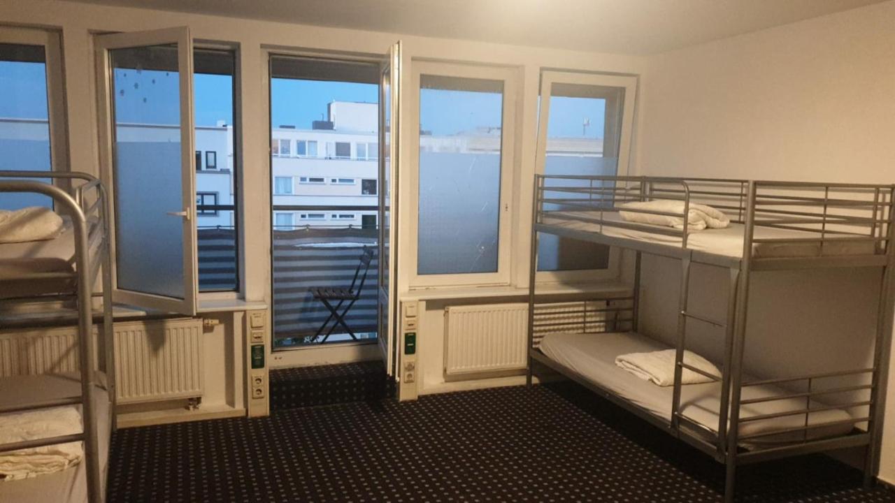 Isas Hostel Berlin Extérieur photo