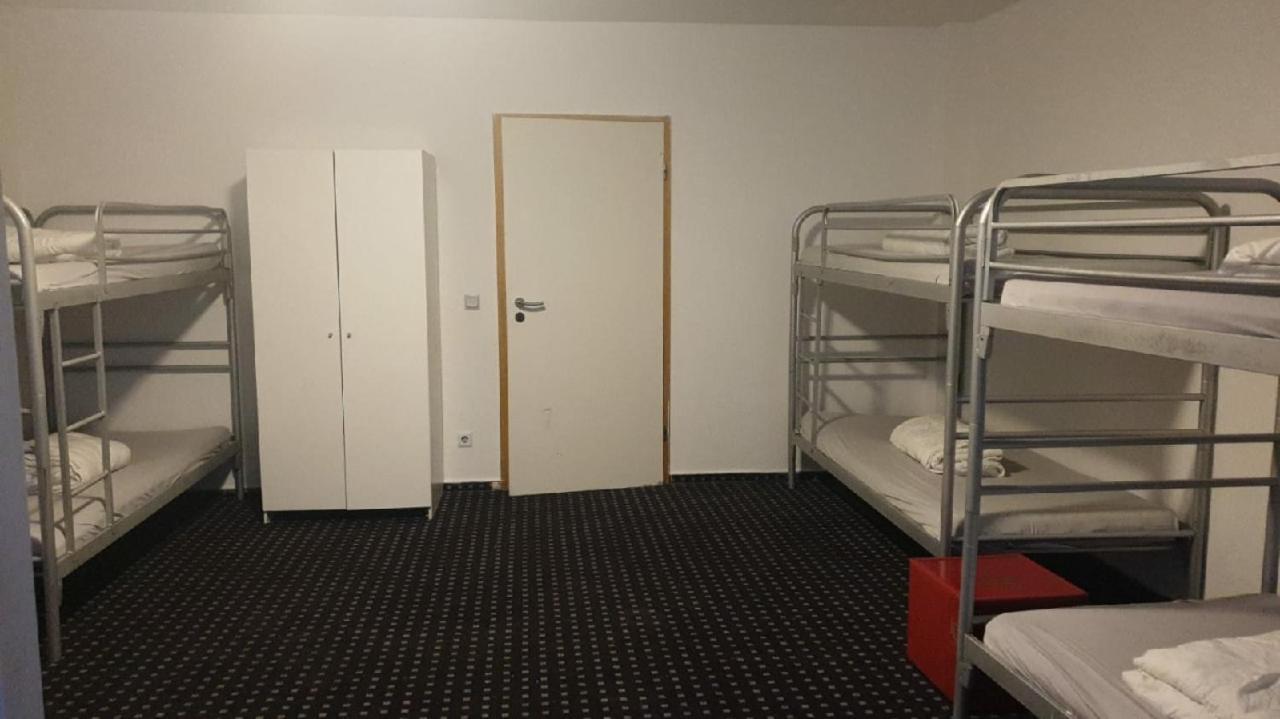 Isas Hostel Berlin Extérieur photo